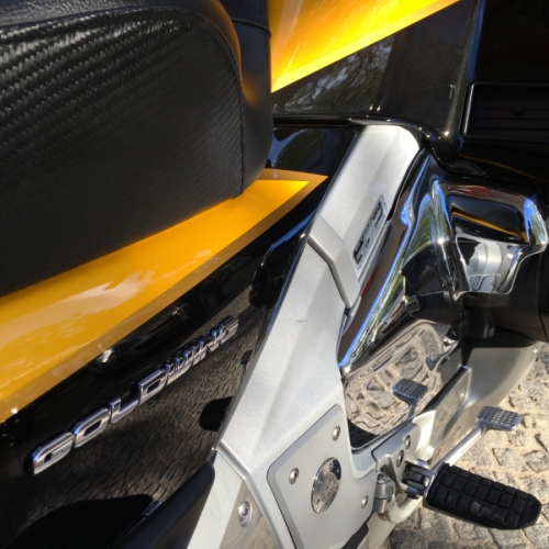 Pintura Honda GL1800 GoldWing (amarelo ouro)