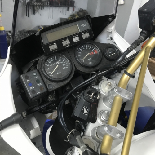 XRV 750 RD02 PINTURA COMPLETA