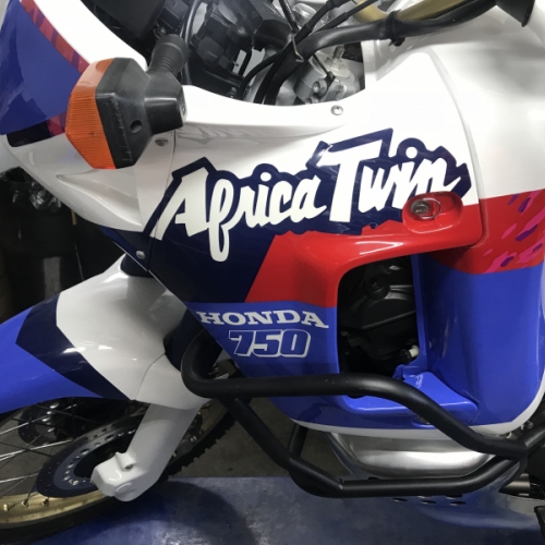 XRV 750 RD02 PINTURA COMPLETA